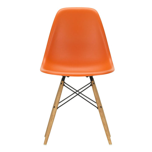 Cadeira Eames em Plástico DSW / Base maple